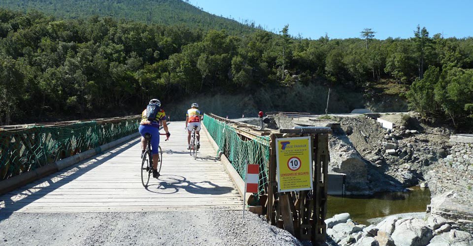 Pont provisoire sur la Casaluna