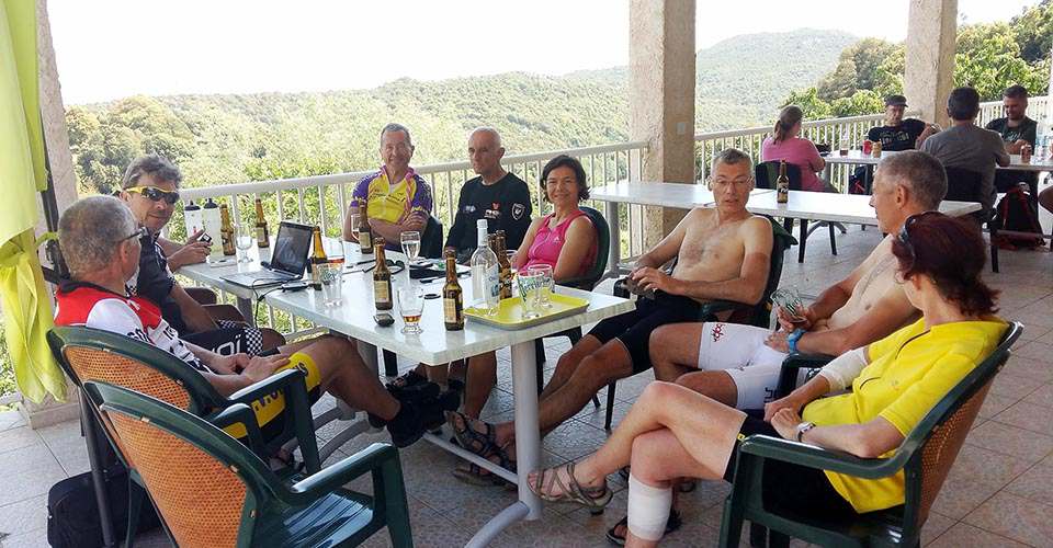 28 - Débriefing de l'étape 4, le bronzage cycliste corse prend forme