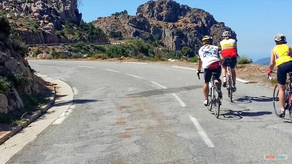 13__sur_la_route_du_col_de_la_tana_975m