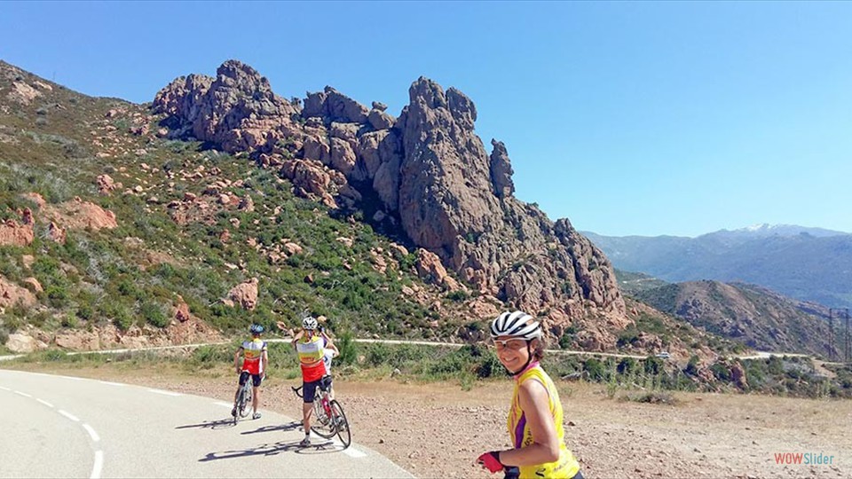 15__sur_la_route_du_col_de_la_tana_975m