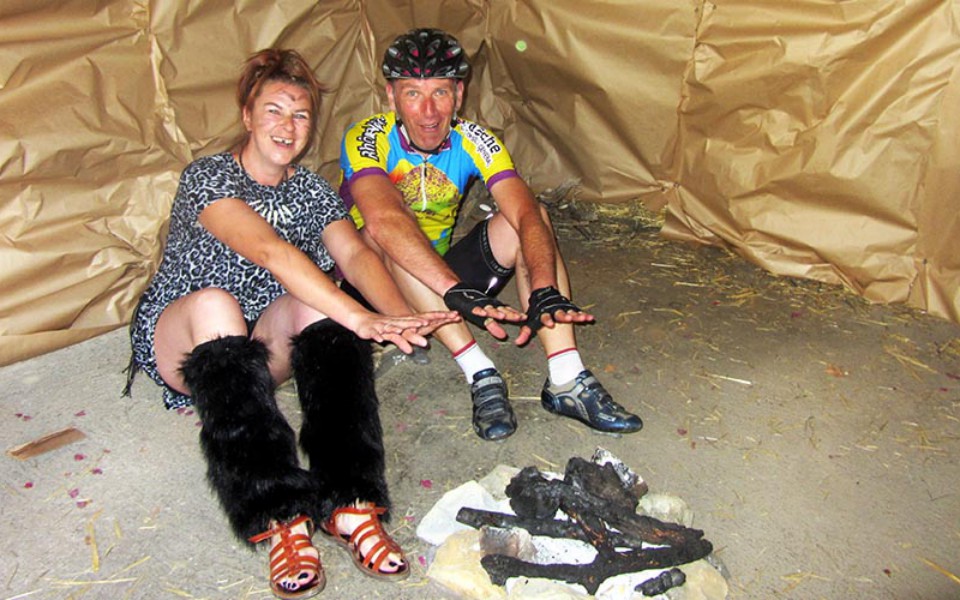 Grotte de Saint-Remèze. Ollivier a froid. Si, si !