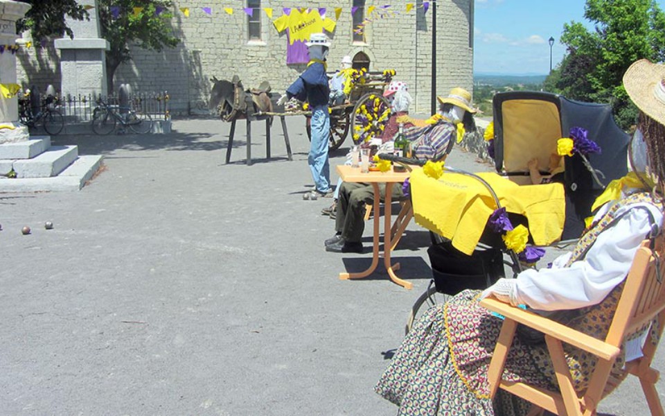 Beaulieu. Une partie de pétanque
