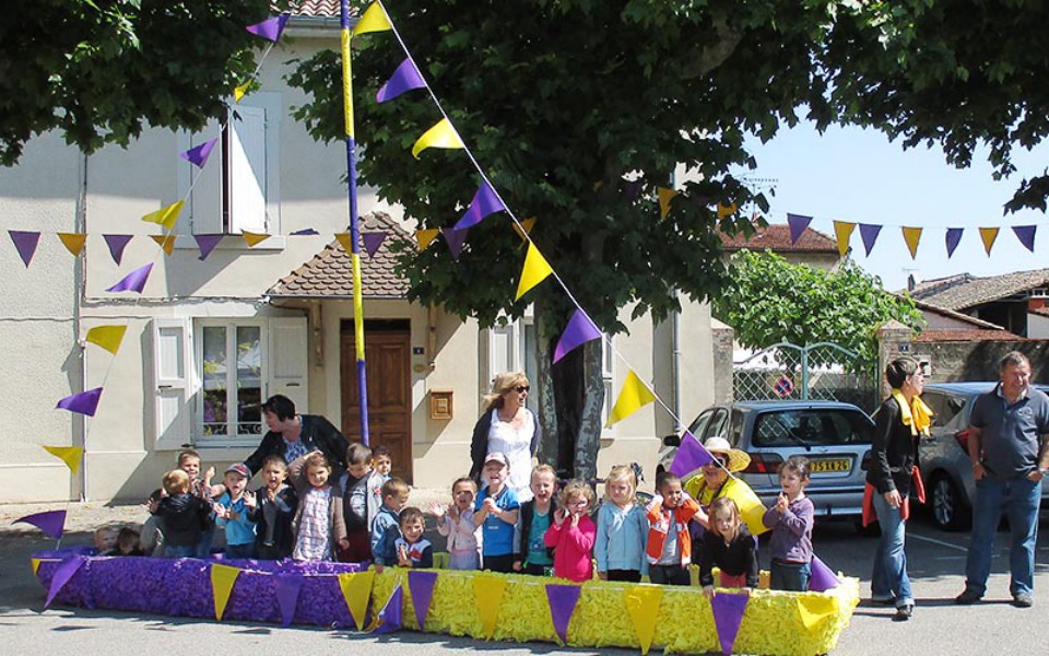 Andancette. Maman, les p'tits bateaux ont-ils des jambes ?