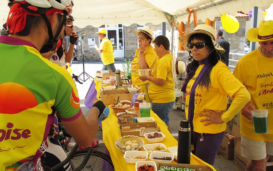 Peaugres. Km 78. On mange encore ?