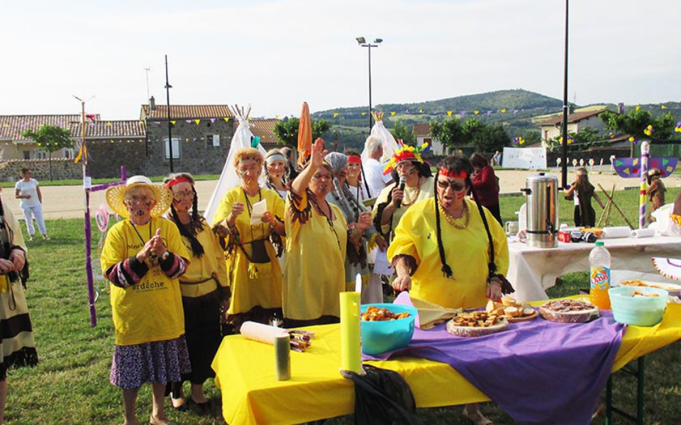 Ardix. km 25. Des squaws aux petits soins 