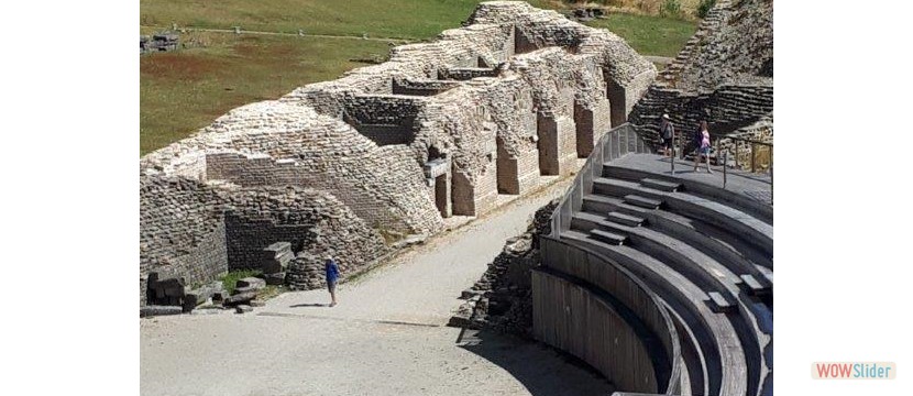 AMPHITHEATRE DE GRAND